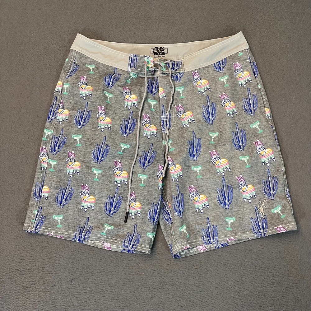 Toes on the Nose Board Shorts Mens Sz 34 Blue‎ Trail to Sea Beach Llama Cactus